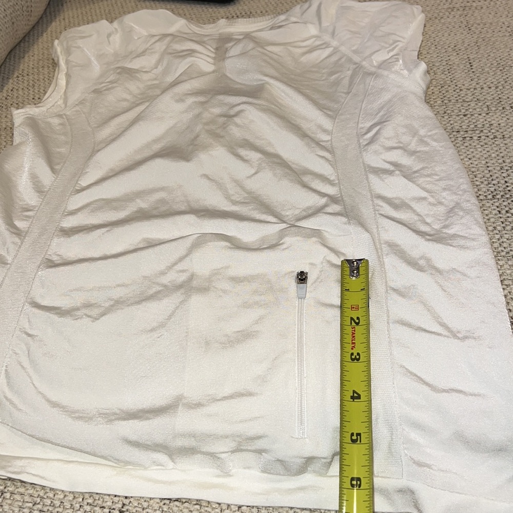 White Short Sleeve Athleta Rash Guard Size Large NWOT - Picture 6 of 7